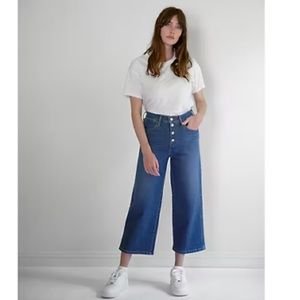 Levi’s Mile High Wide Leg Women’s Jeans Size 26